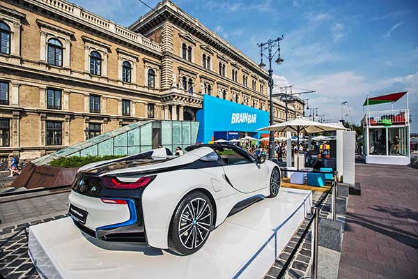 Több mint tízezer látogatót kalauzolt a jövőbe a BMW Group Magyarország a Brain Bar eseményen