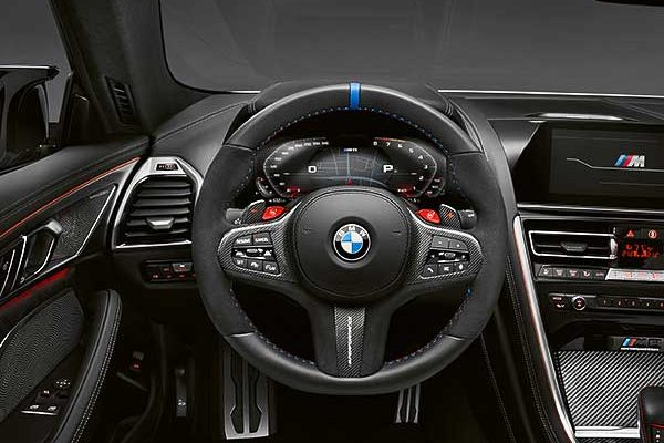 Exkluzív BMW M Performance alkatrészek a modern BMW M8 Coupé és a modern BMW M8 Cabrio kvartettjéhez